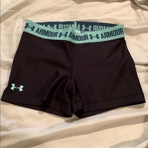 Under armour heat great workout shorts